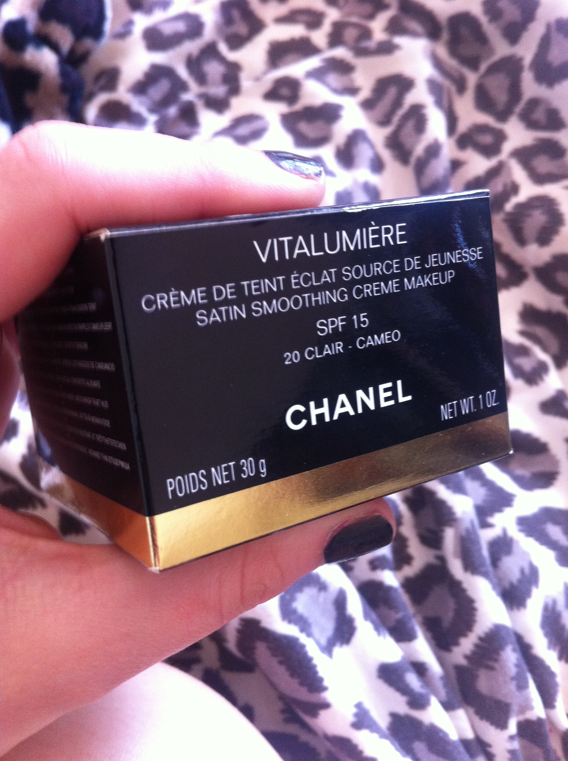 Review: Chanel Vitalumiere Creme Foundation